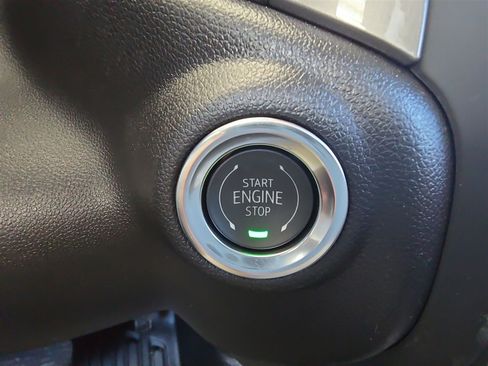 Used 2025 Chevrolet Silverado 2500 W/T w/ WT Convenience Package image 16