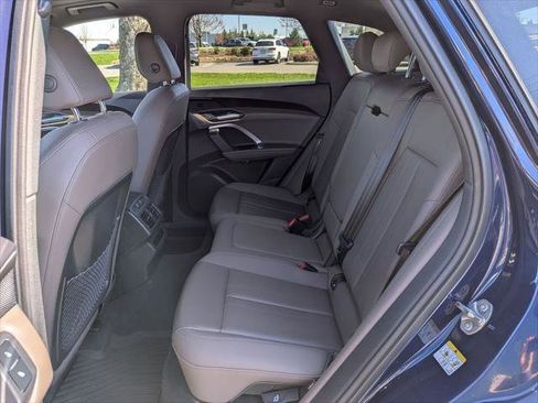 Certified 2025 Audi Q5 Premium w/ Convenience Package AWD/4WD image 24