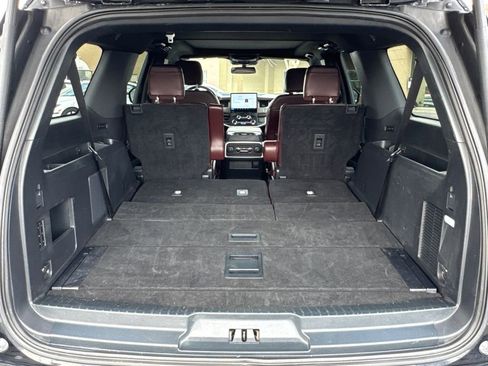 Used 2024 Ford Expedition Max Limited AWD/4WD image 18