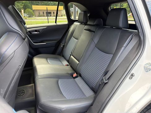 Used 2022 Toyota RAV4 XSE w/ XSE Grade Weather Package AWD/4WD image 20