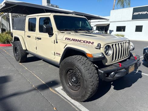 Used 2020 Jeep Gladiator Rubicon w/ Dual Top Group AWD/4WD image 4