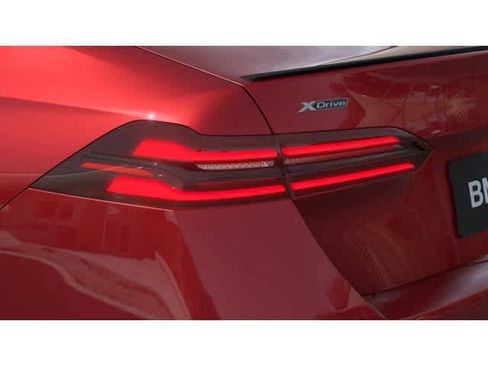 New 2026 BMW 540i xDrive image 9