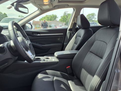 Used 2019 Nissan Altima 2.5 SV AWD/4WD image 23