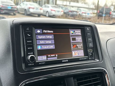 Used 2019 Dodge Grand Caravan GT image 18