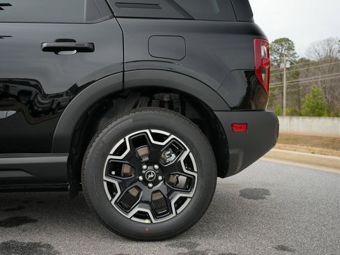 New 2025 Ford Bronco Sport Outer Banks w/ Outer Banks Tech Package+ image 6