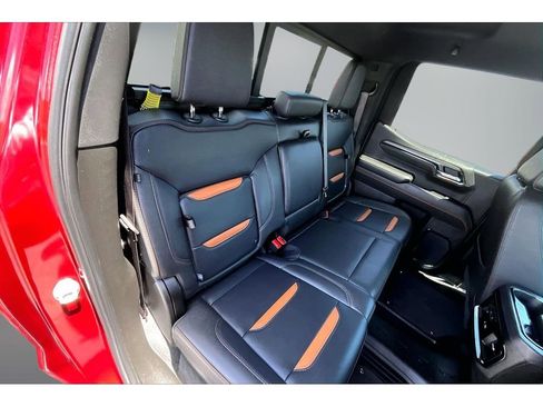 Used 2025 GMC Sierra 1500 AT4 w/ AT4 Premium Package AWD/4WD image 22