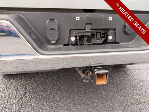 Used 2023 Chevrolet Silverado 1500 LT AWD/4WD image 6
