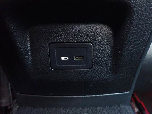 Used 2021 Mercedes-Benz CLA 250 4MATIC image 7