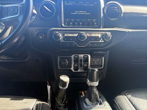 Used 2021 Jeep Wrangler Unlimited Sahara w/ Cold Weather Group image 18