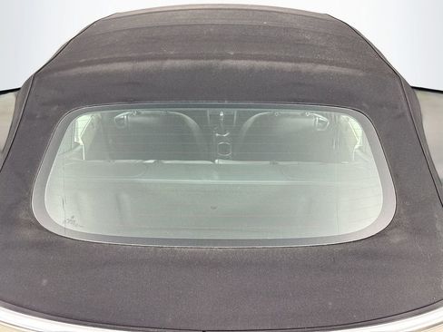 Used 2013 Volkswagen Beetle 2.5 image 18