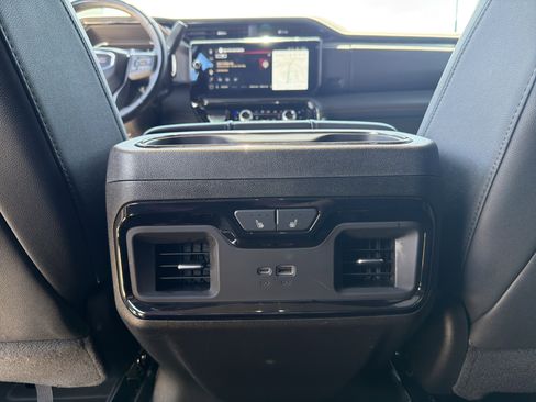 Used 2025 GMC Sierra 2500 AT4 w/ AT4 Premium Plus Package AWD/4WD image 20