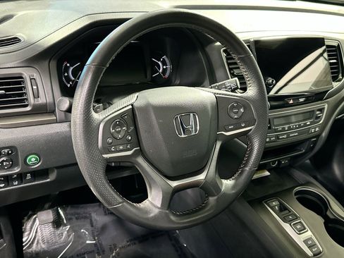 Used 2022 Honda Passport TrailSport image 19