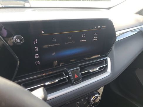 Used 2024 Chevrolet TrailBlazer LT w/ Driver Confidence Package FWD image 20