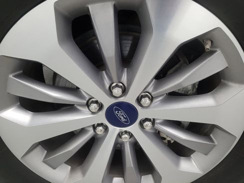 Used 2018 Ford F150 XL w/ Equipment Group 101A Mid image 31