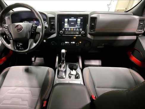 Used 2022 Nissan Frontier PRO-4X image 15