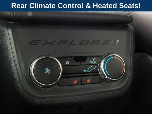 Used 2025 Ford Explorer Platinum w/ LUX Leather Package AWD/4WD image 11
