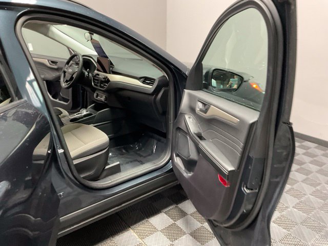 Used 2022 Ford Escape SE w/ SE Sport Appearance Package AWD/4WD image 22
