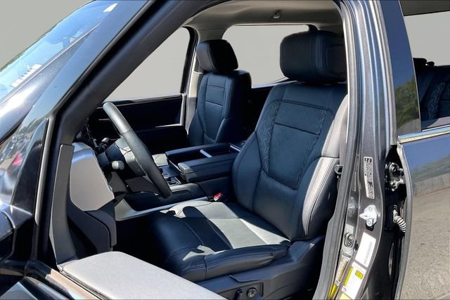 Used 2023 Toyota Tundra Limited AWD/4WD image 15