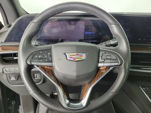 Used 2023 Cadillac Escalade ESV Premium Luxury AWD/4WD image 22