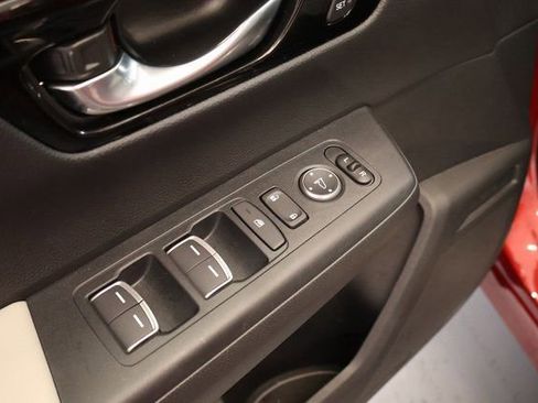 Used 2025 Honda CR-V EX-L image 10