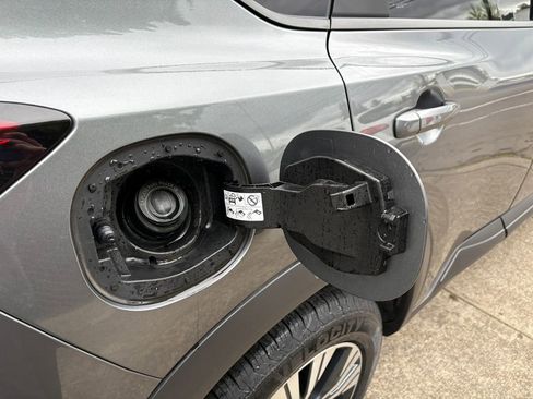 Certified 2023 Nissan Rogue SV image 35