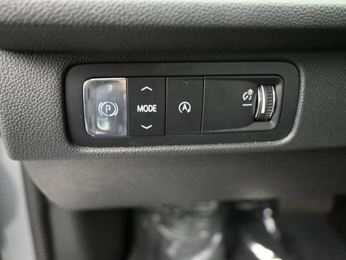 Used 2026 Chevrolet Traverse High Country FWD image 19