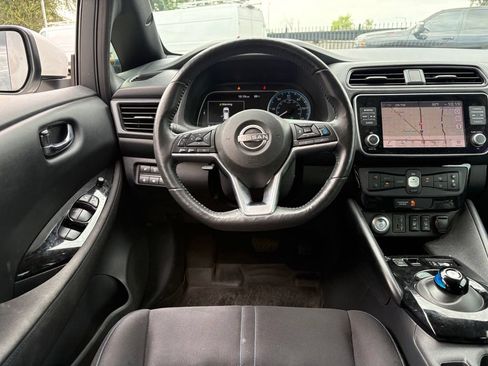 Used 2023 Nissan Leaf SV Plus FWD image 8