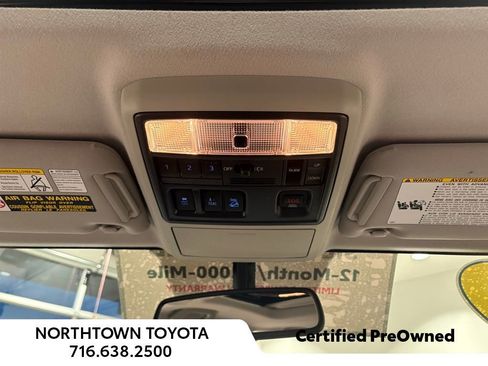 Used 2016 Toyota 4Runner Limited image 16