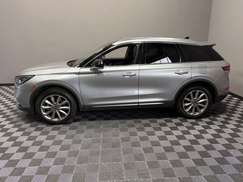 Used 2021 Lincoln Corsair AWD w/ Premium Package image 6
