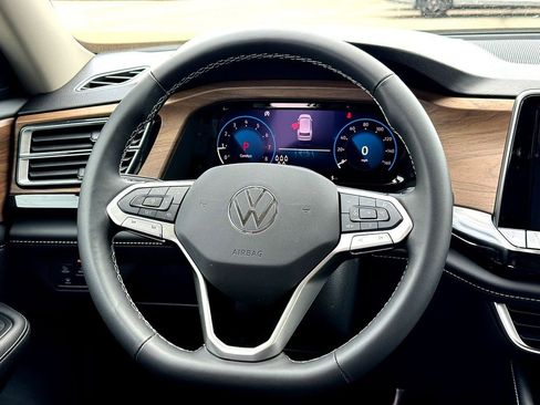 New 2026 Volkswagen Atlas SE FWD image 21