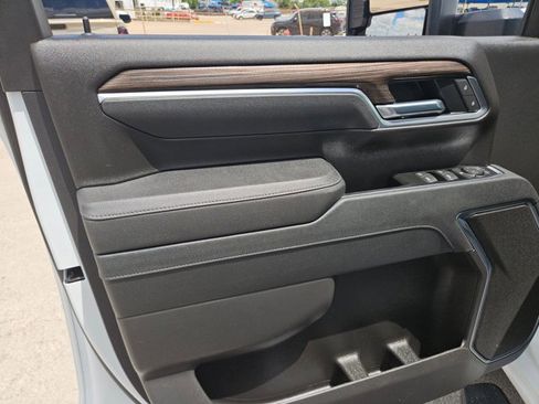 Used 2026 Chevrolet Silverado 2500 LT AWD/4WD image 16