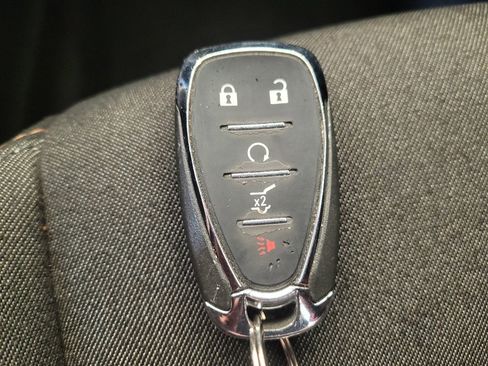 Used 2019 Chevrolet Equinox LT FWD image 32