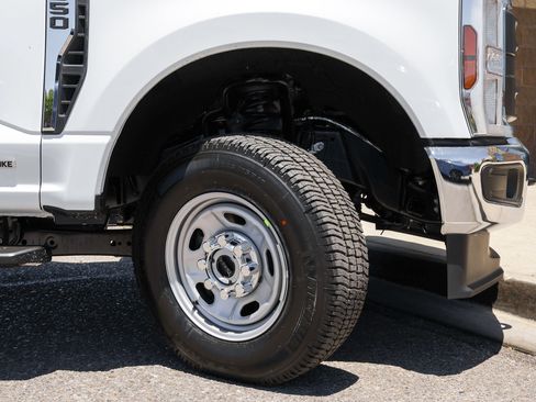 Used 2026 Ford F350 XL AWD/4WD image 12