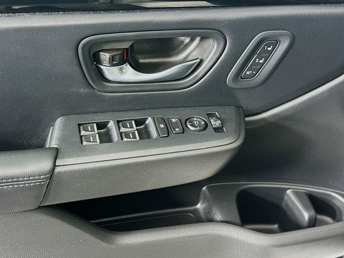 Used 2025 Honda Pilot EX-L image 15