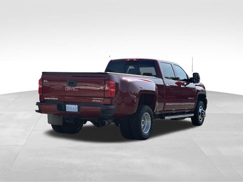 Used 2018 GMC Sierra 3500 Denali w/ Duramax Plus Package AWD/4WD image 11