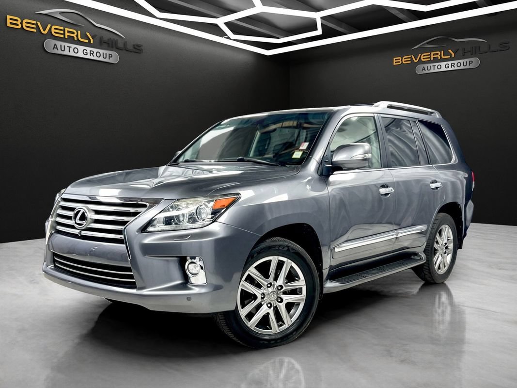 Used 2015 Lexus LX 570 4WD w/ Luxury Package image 1