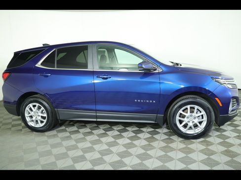 Used 2023 Chevrolet Equinox LT image 10