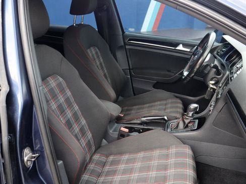 Used 2016 Volkswagen GTI SE FWD image 15