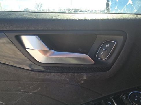 Used 2024 Ford Escape ST-Line w/ Cold Weather Package image 24