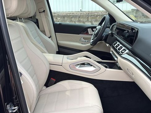 Used 2026 Mercedes-Benz GLE 580 4MATIC image 11