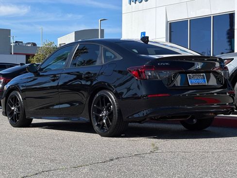 Certified 2025 Honda Civic Sport image 3