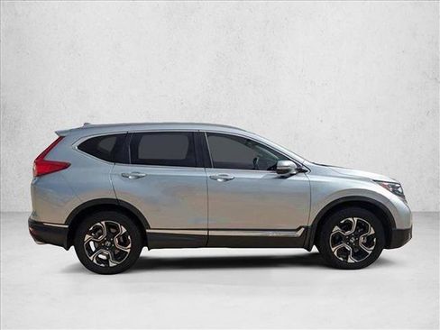 Used 2019 Honda CR-V Touring image 4