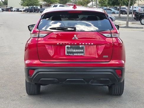 Used 2022 Mitsubishi Eclipse Cross LE AWD/4WD image 4