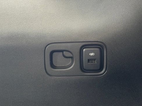 Used 2023 GMC Acadia SLT w/ Elevation Edition AWD/4WD image 24