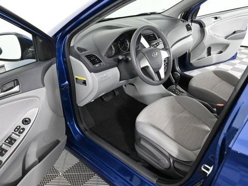 Used 2016 Hyundai Accent SE image 11