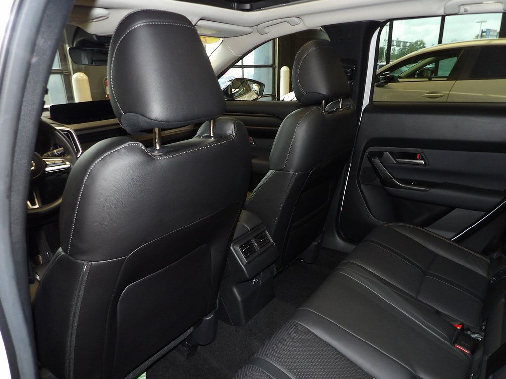 Certified 2026 MAZDA CX-50 AWD 2.5 S w/ Accent Package image 22