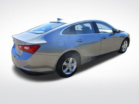 Used 2024 Chevrolet Malibu LT image 7