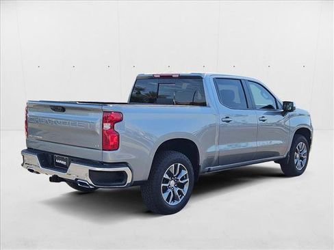 New 2026 Chevrolet Silverado 1500 LT w/ Z71 Off-Road Package image 2