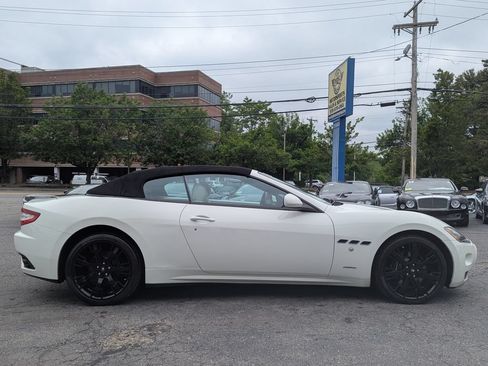 Used 2013 Maserati GranTurismo Convertible RWD image 6