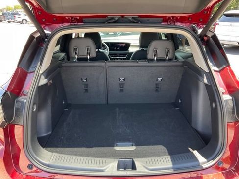 Used 2025 Buick Encore GX Avenir w/ Avenir Technology Package AWD/4WD image 17